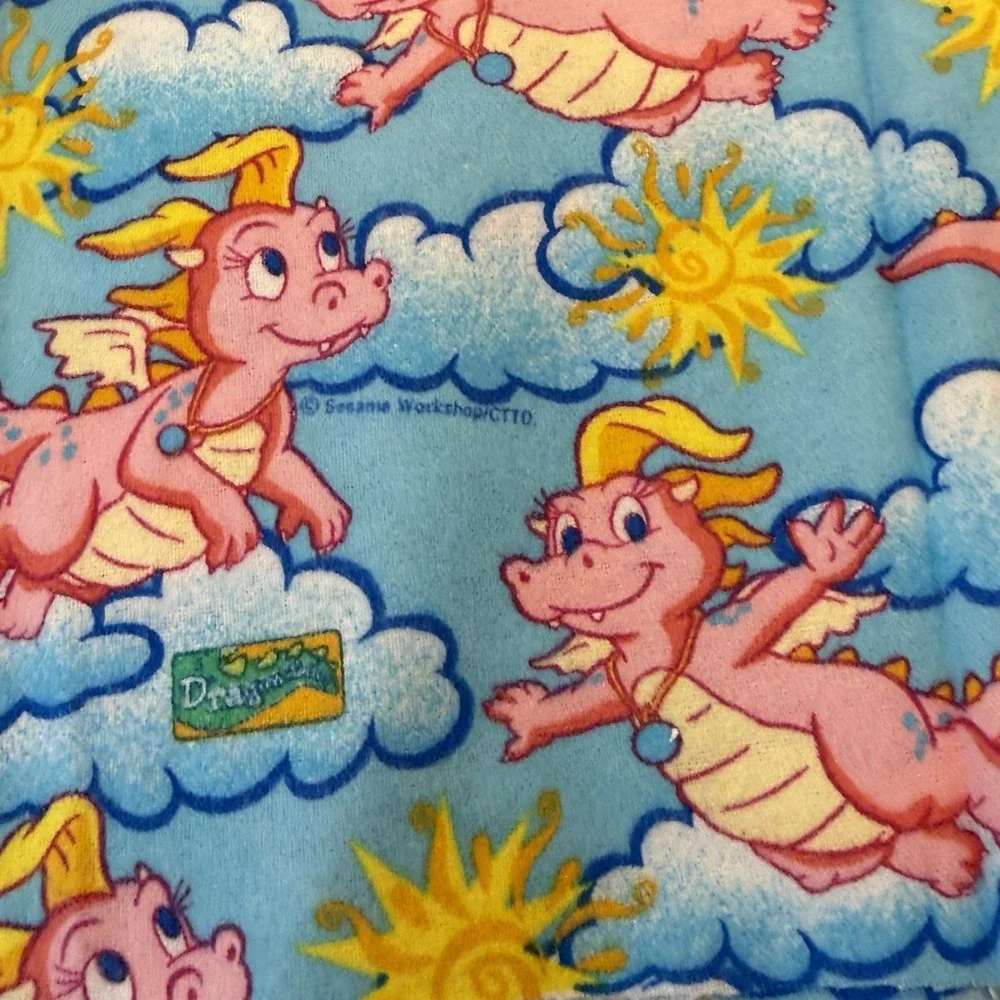 Vintage Y2K Dragon Tales Cassie Flannel Fabric 10x45 Quilting Sewing Craft USA
